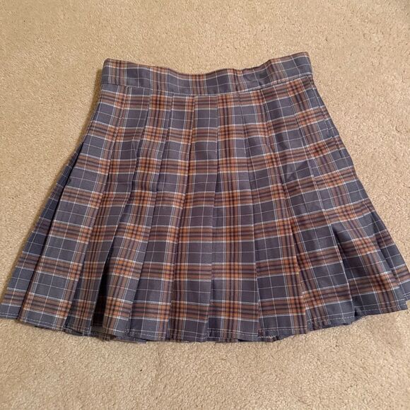 NWOT Plaid High Waisted Skort - Picture 9 of 10
